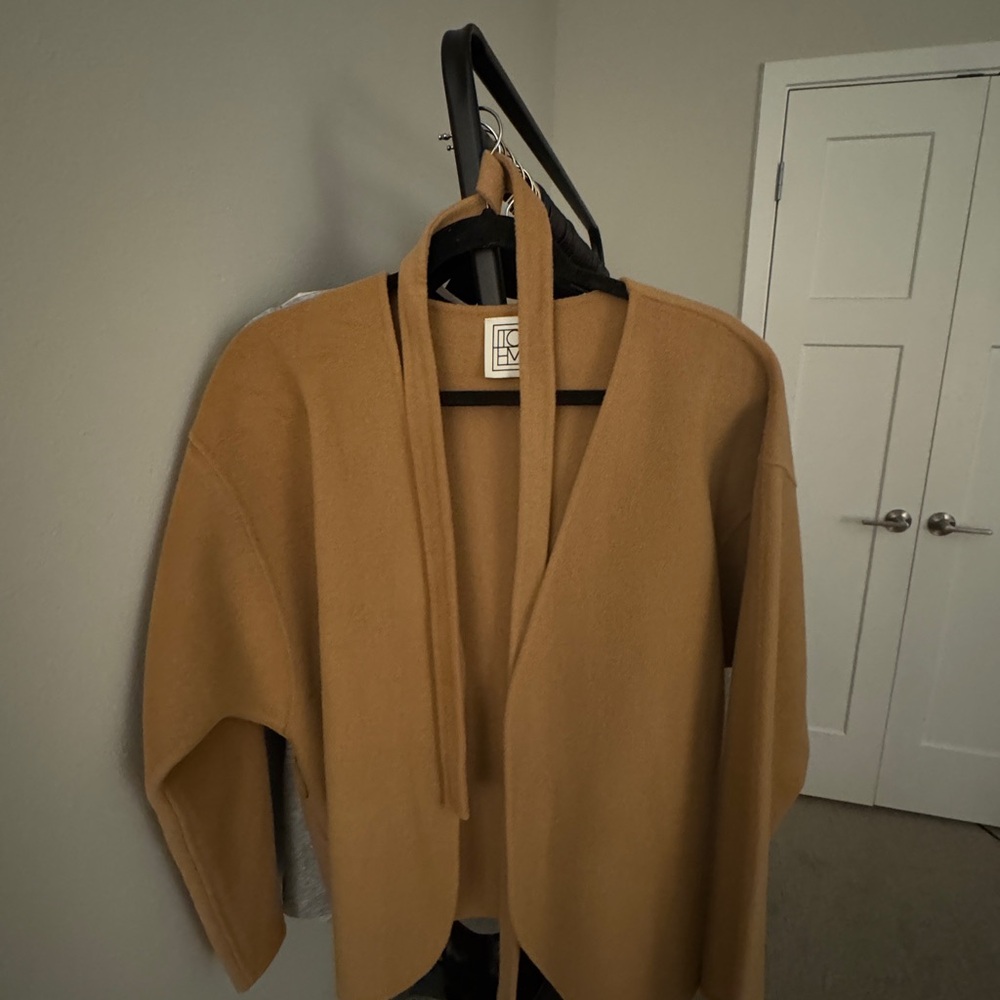 Toteme Camel Open Front Jacket